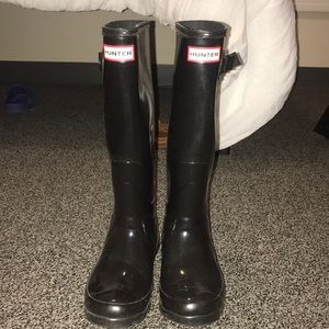 Black gloss hunter boots worn twice size 5